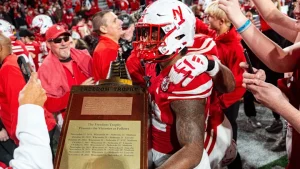 Read more about the article The Huskers Are Going to A Bowl Game After Win Over Wisconsin!